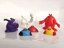 Load image into Gallery viewer, NeMA Studios - The Trap Door Fan&#39;s Choice No.2 Red Berk